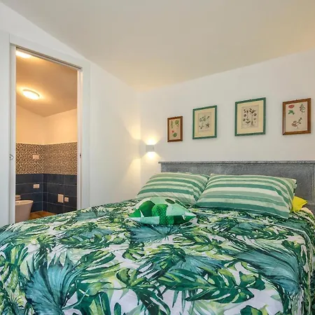 Dery Guest house 3*